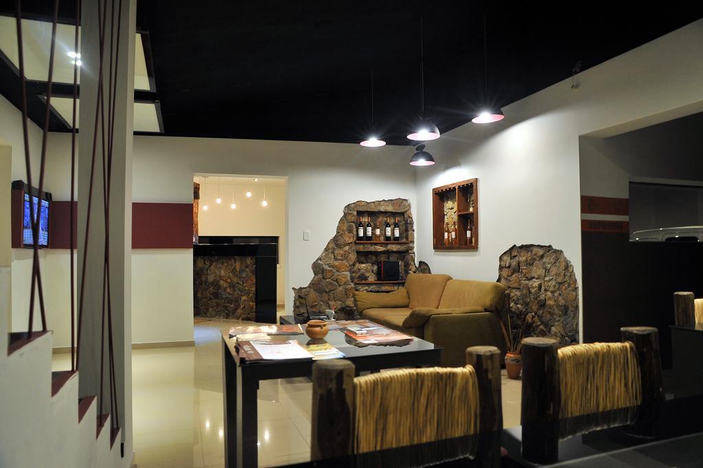 Hotel Pucara Y Rent A Car La Rioja Ngoại thất bức ảnh
